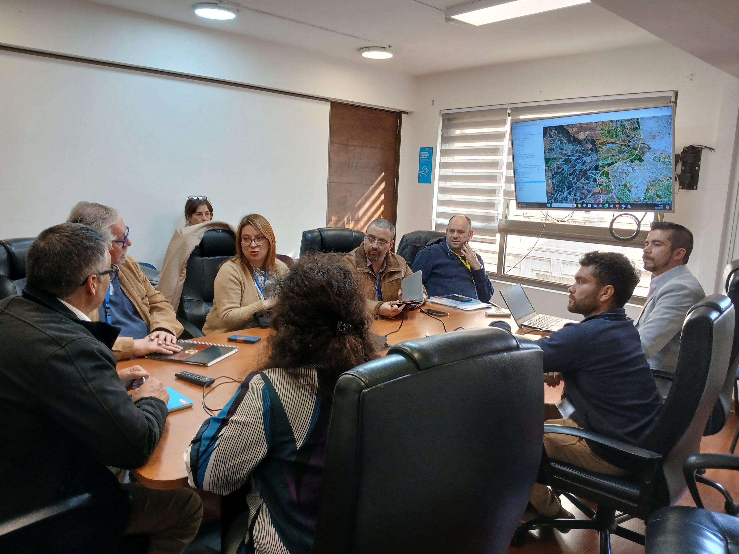 Seremi MOP recibe a equipo Orbital Sur y abordan el inicio de nueva concesión